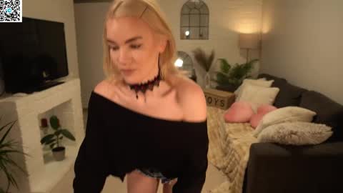 Kristina Kriss online show from February 28, 6:40 pm