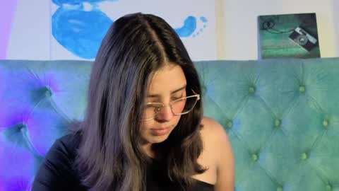 Paola Lyon online show from April 6, 12:17 pm