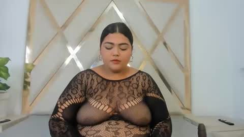 Paola online show from October 20, 10:57 pm