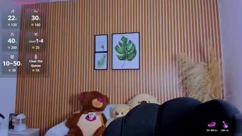 paola online show from November 13, 1:04 am