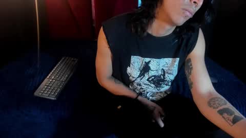 Snapshot of paranoidtemptaion_ chatting on February 20, 1:30 pm Samara Nikki online show from February 20, 1:30 pm