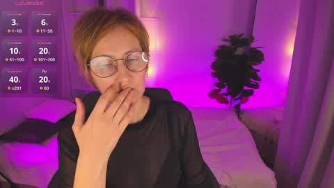 Paris online show from March 29, 6:40 pm