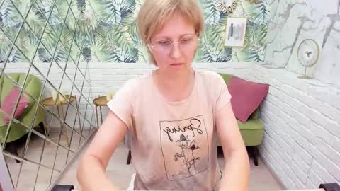 Paris online show from November 5, 8:36 pm