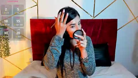 paris_evans_01 online show from January 15, 12:22 pm