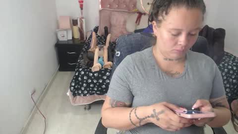 patty squirt87 online show from March 15, 2:02 am