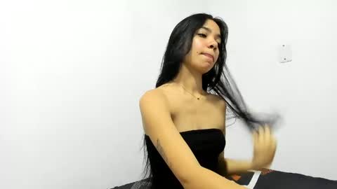 paula online show from May 27, 8:17 pm