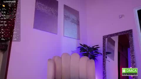 Paula Toro  online show from July 25, 2:29 am