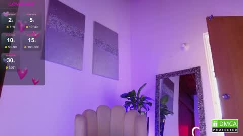 Paula Toro  online show from April 1, 1:41 pm