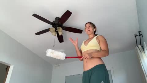 Snapshot of paulilafay chatting on September 18, 3:43 pm Paulila  Fay online show from September 18, 3:43 pm