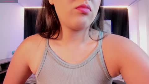 Paulina  online show from April 6, 11:55 am