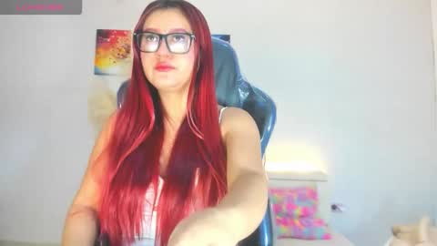 PaulinaSaennz online show from January 19, 12:45 pm