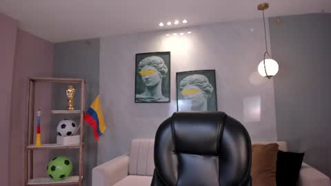 Paulina Santos  online show from June 19, 8:34 pm