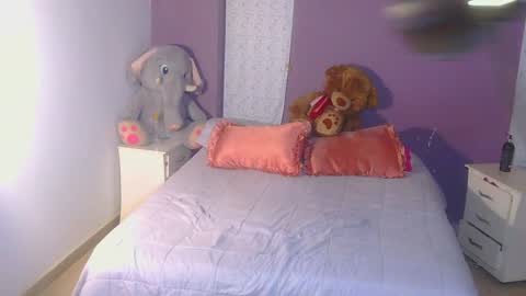 paulina online show from April 10, 6:36 pm