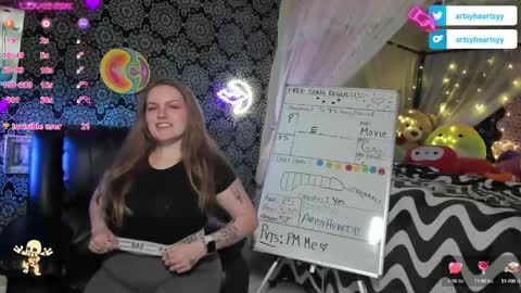 ArtsyHeartsyy online show from December 13, 2:10 am