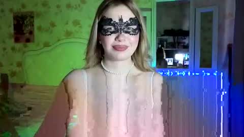 PawsClawss online show from January 10, 6:29 am