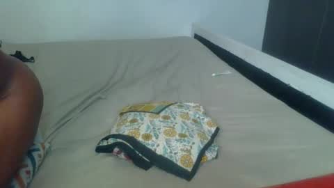 peach_ebonny online show from May 14, 11:21 pm