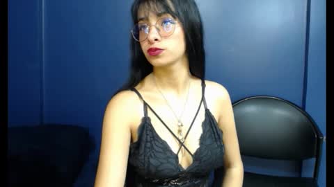 Mariana online show from September 15, 8:05 pm