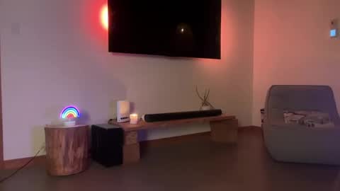 Effyyyyy online show from February 2, 2:48 am