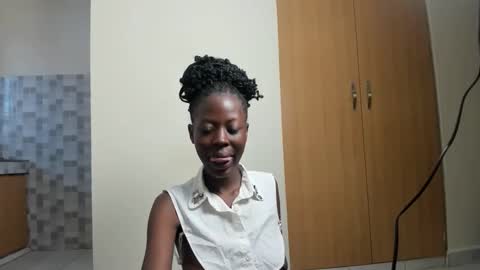 Snapshot of peachynaughty chatting on September 19, 3:00 pm peachy online show from September 19, 3:00 pm