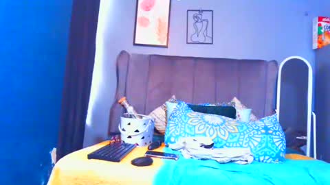 Pearl online show from April 1, 1:41 pm