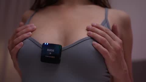 Snapshot of pelagy chatting on October 29, 12:09 pm Pelagy Show time 2-10 pm Dubai time zone online show from October 29, 12:09 pm