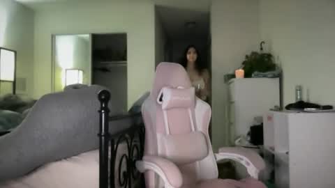 Penny Lane online show from February 9, 4:48 am