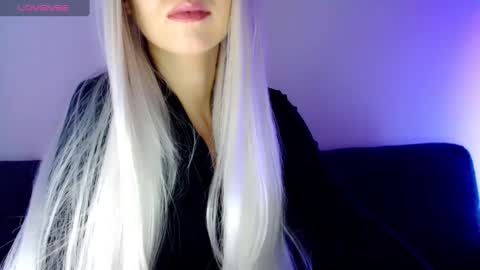 Isabella online show from January 14, 12:03 pm