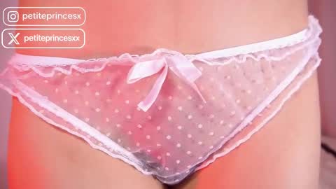 Petiteprinces online show from October 12, 10:17 am