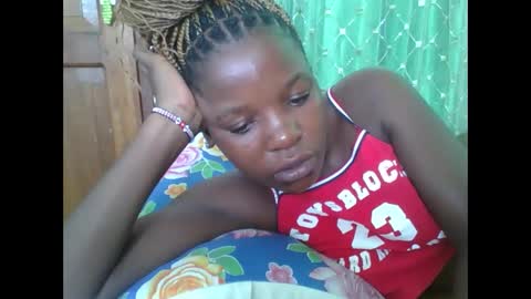 petitesweetchiq online show from January 16, 8:54 am