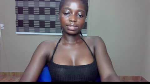 petitexxebony online show from June 11, 12:32 am