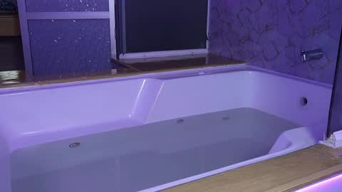 Mussa online show from April 11, 6:30 am