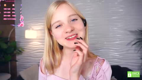 Hann G. Jones online show from September 16, 7:38 am