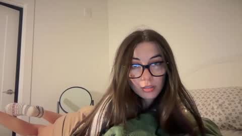 piper online show from April 24, 1:30 am