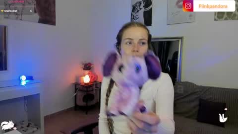 PiinkPandora online show from March 28, 9:46 pm