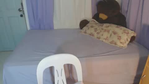 pinay_shawnx online show from April 22, 6:38 pm