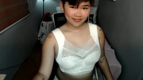 Lyn the Lesbian online show from January 5, 6:46 am