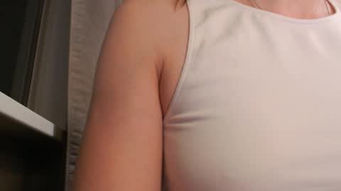       online show from December 15, 8:14 pm