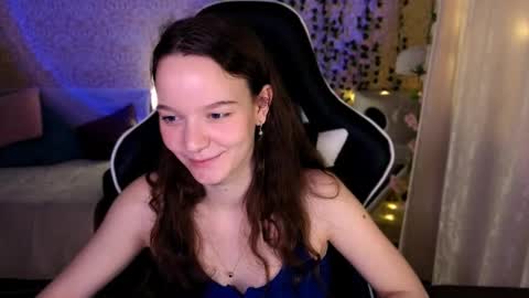 Stephanie online show from March 7, 4:36 pm