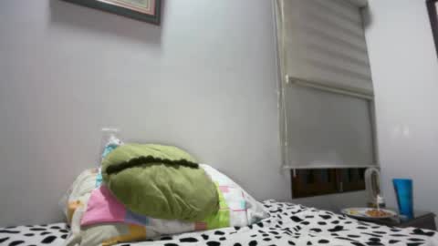 Pinkilola online show from May 6, 1:42 am