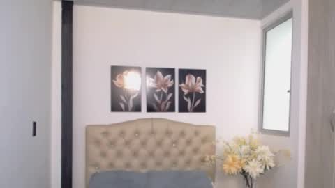 pinky_f00x online show from March 15, 8:22 pm