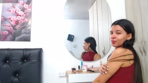 pinky_f00x online show from March 19, 7:51 pm