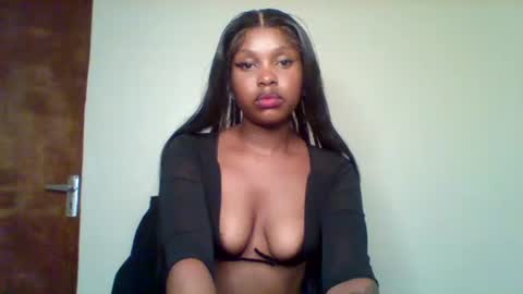 Majesty online show from February 22, 8:26 am