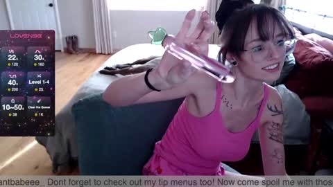 Plantbabeee online show from January 24, 6:04 pm