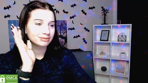 Snapshot of playful_sophie chatting on January 3, 10:41 am Sophie online show from January 3, 10:41 am