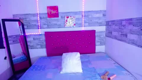 Zalome  online show from February 6, 4:05 am