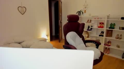 PleasureWitch online show from December 25, 10:16 pm