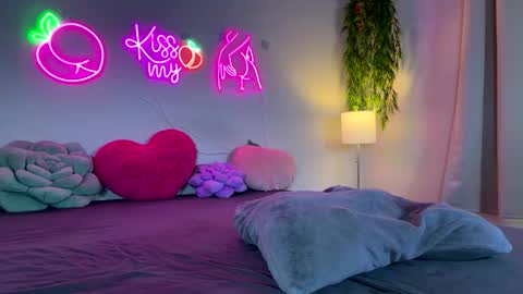 Jenna online show from April 11, 1:22 am