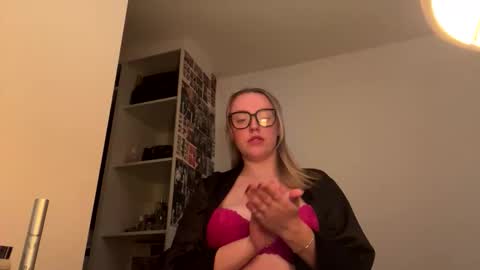 polly1225 online show from September 21, 8:51 pm