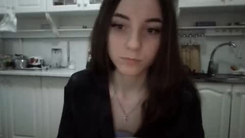 pollysecrett online show from June 8, 1:23 am