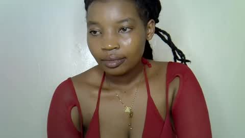 pookie245909 online show from May 14, 9:26 am